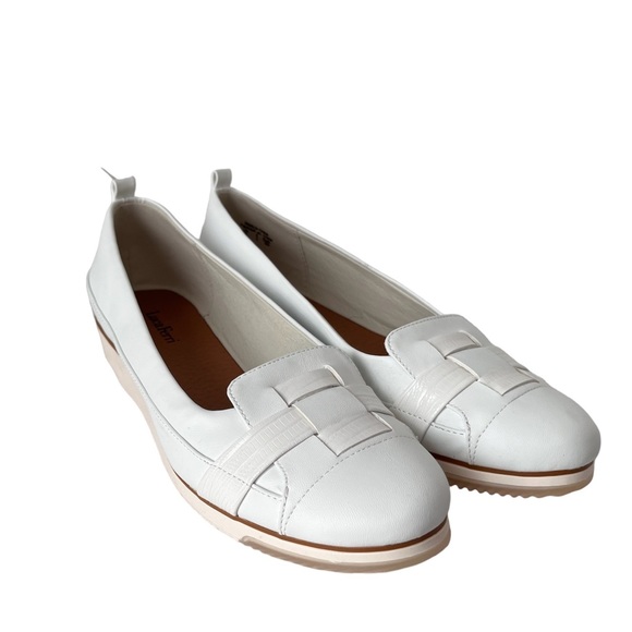 LUCA FERRI WHITE WEDGE LOAFER - Picture 1 of 11